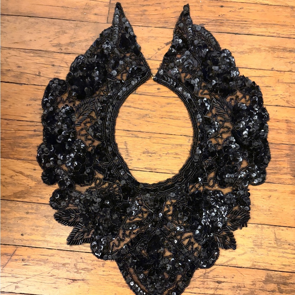 Black Sequins Seed Tube Beaded Netting Detachable Bib COLLAR Floral Leaf 16" VTG